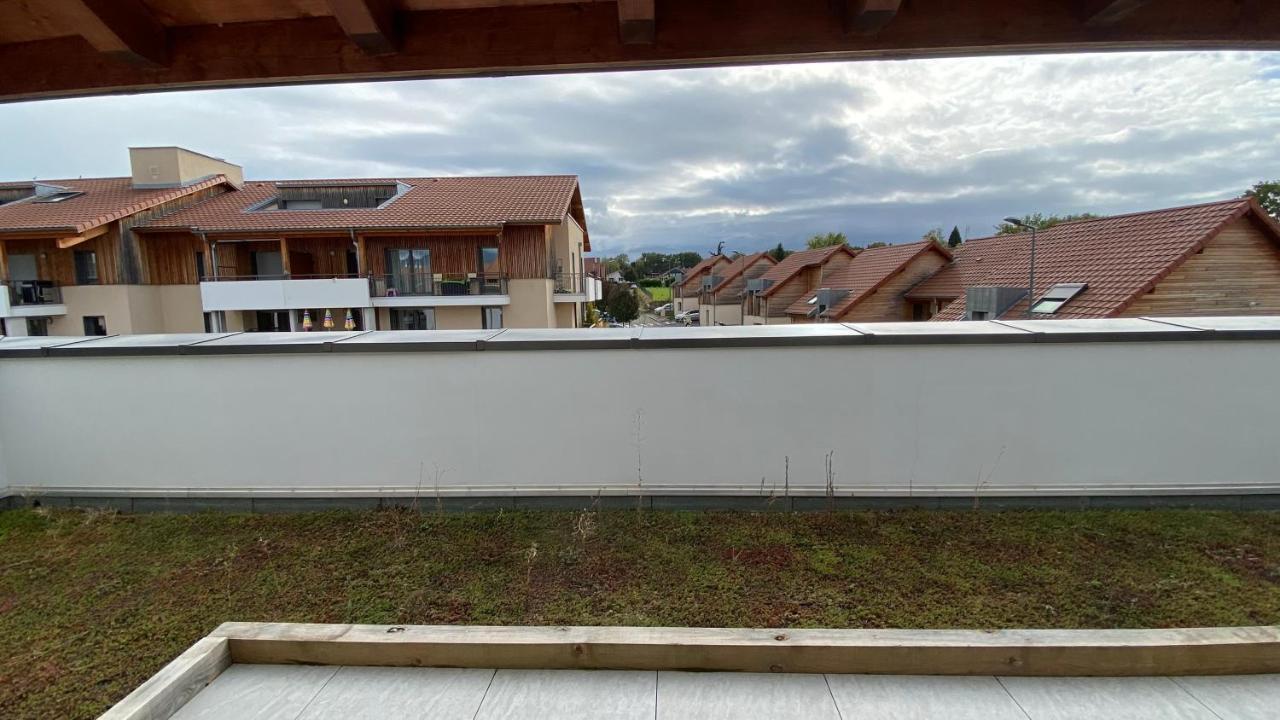 Magnifique Studio Avec Terrasse Et Garage Apartment Chens-sur-Leman ภายนอก รูปภาพ